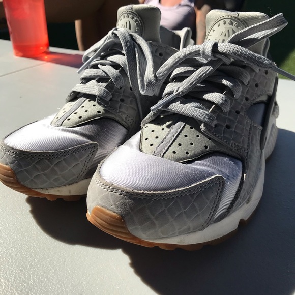 Nike Huaraches Size 7 - Picture 3 of 7